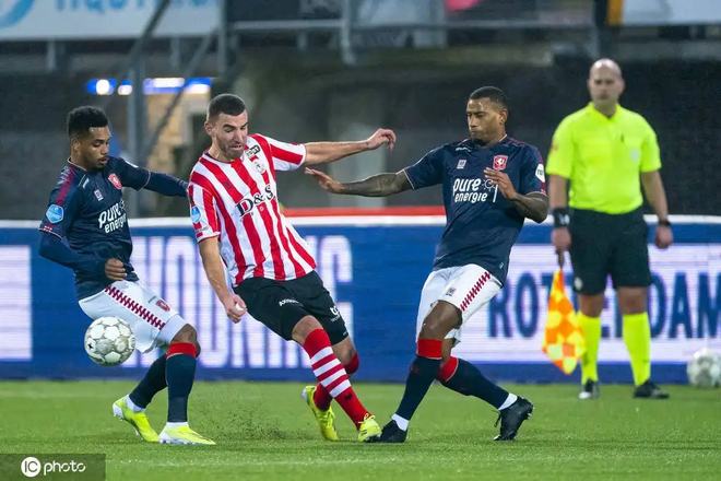 的较量中 的较量中