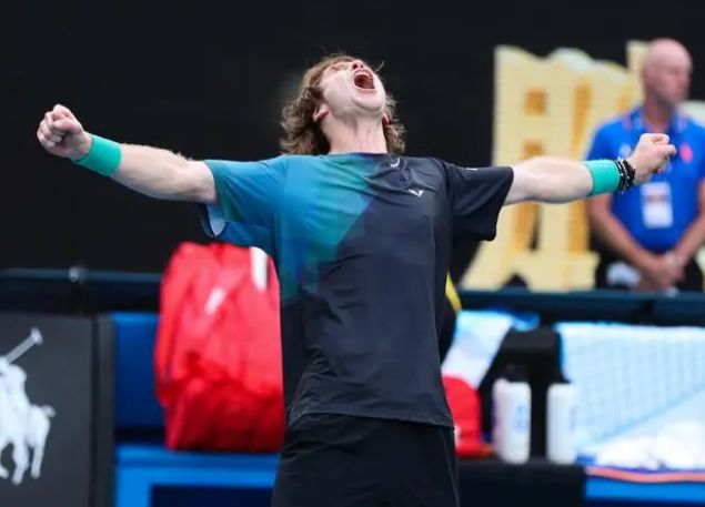 奉上了精彩 奉上了精彩