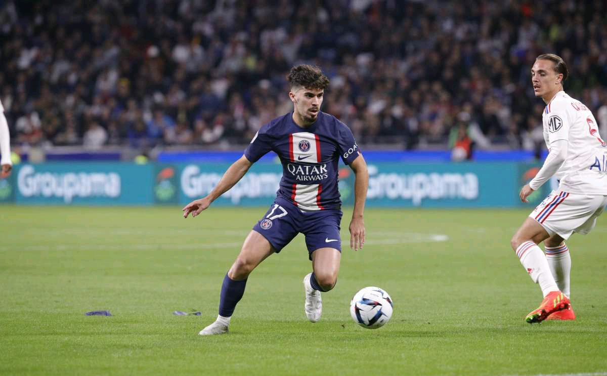 仅让人们重 仅让人们重