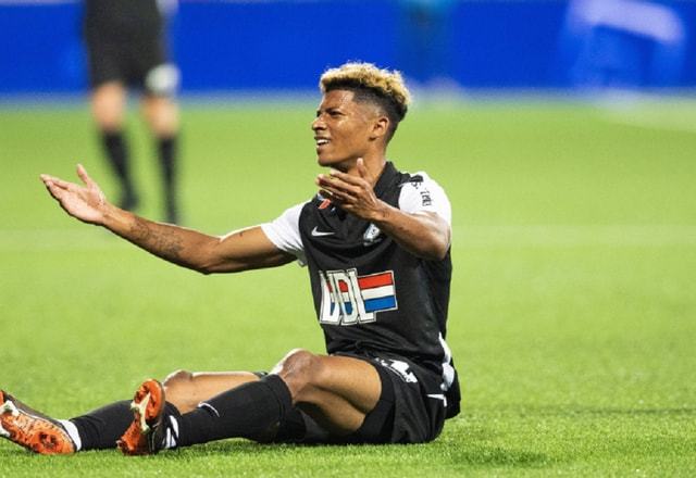 尽管赛季初 尽管赛季初