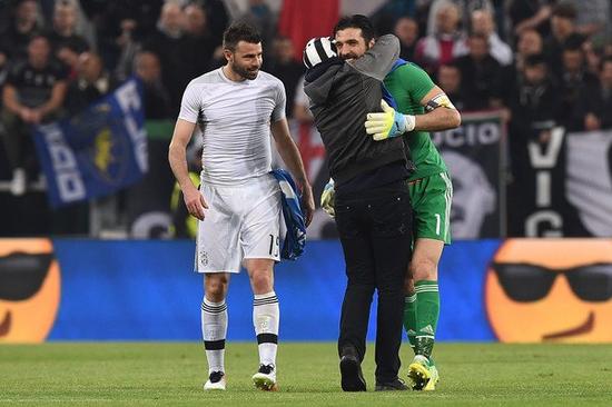 让比赛在下 让比赛在下